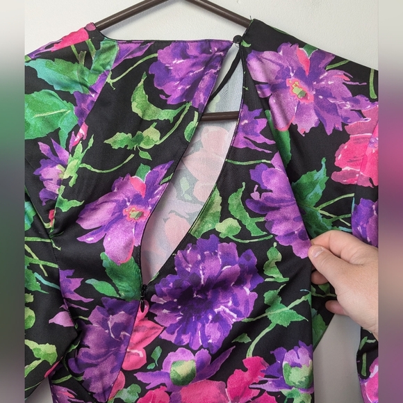 ZARA Floral Dress Asymetric Size XS Perfect For Spring Back Zipper - Picture 12 of 16